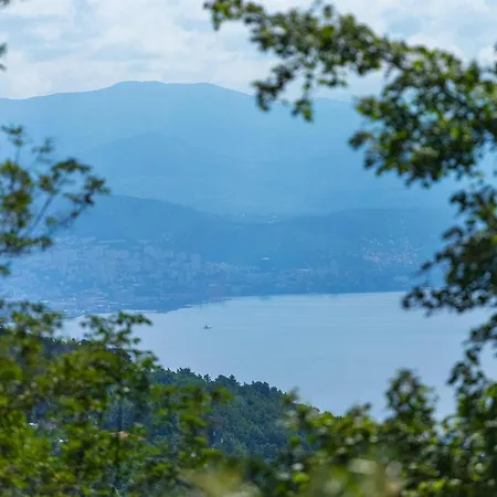 Lumaca Semesterbostad *